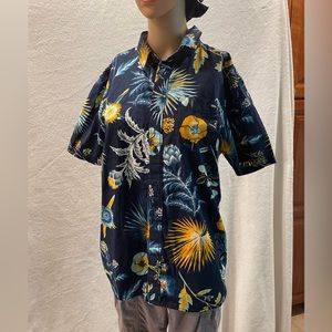 Vans Hawaiian print classic fit cotton men’s button down shirt size Small.